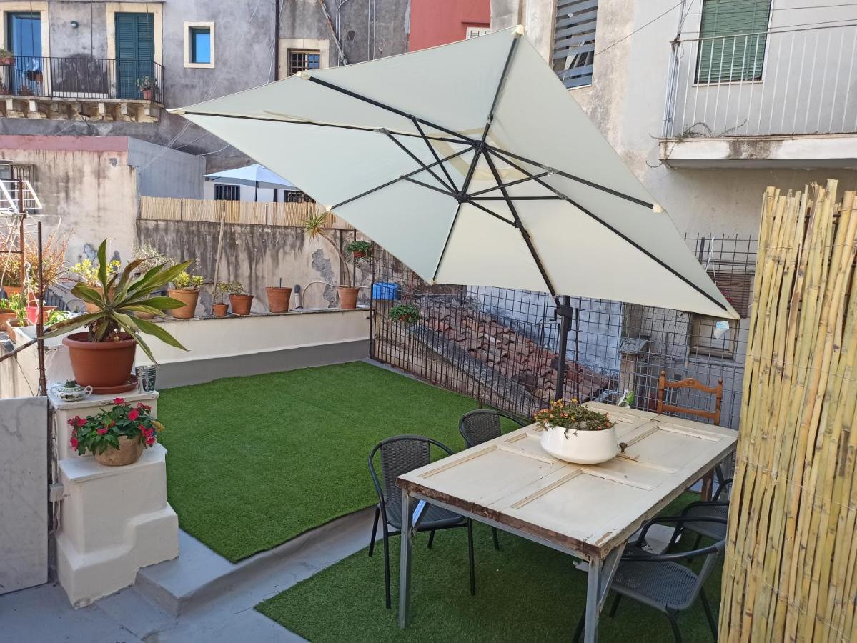 Apartament Dimora Lucia Katania Zewnętrze zdjęcie